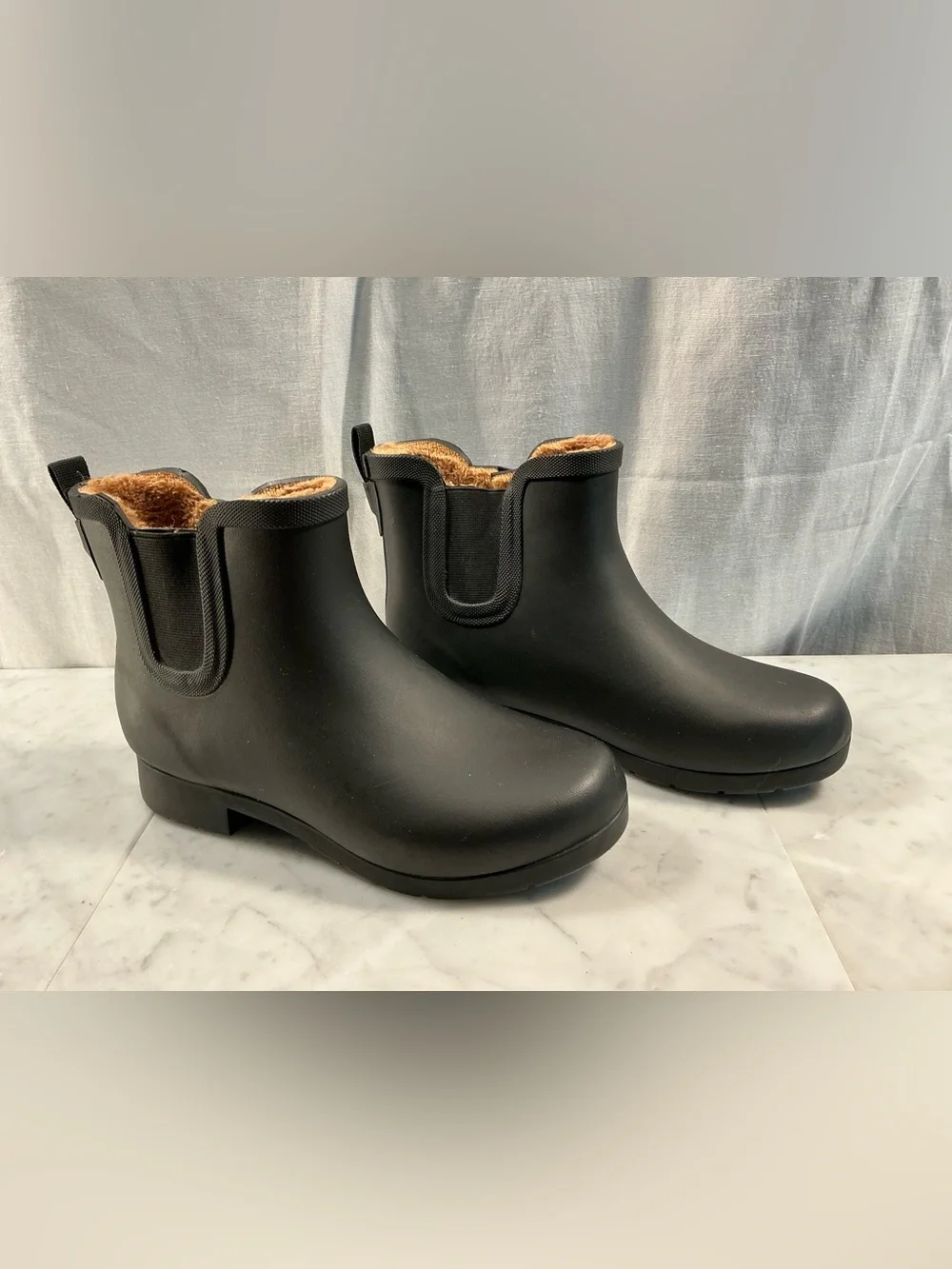 Chooka Black Low Chelsea Rain Booties Size 10w, 8m *New